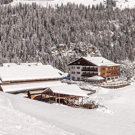 Hotel Ultnerhof Santa Gertrude Екстериор снимка