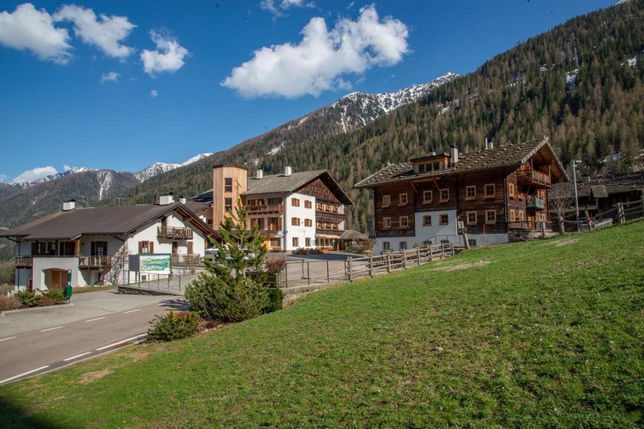 Hotel Ultnerhof Santa Gertrude Екстериор снимка
