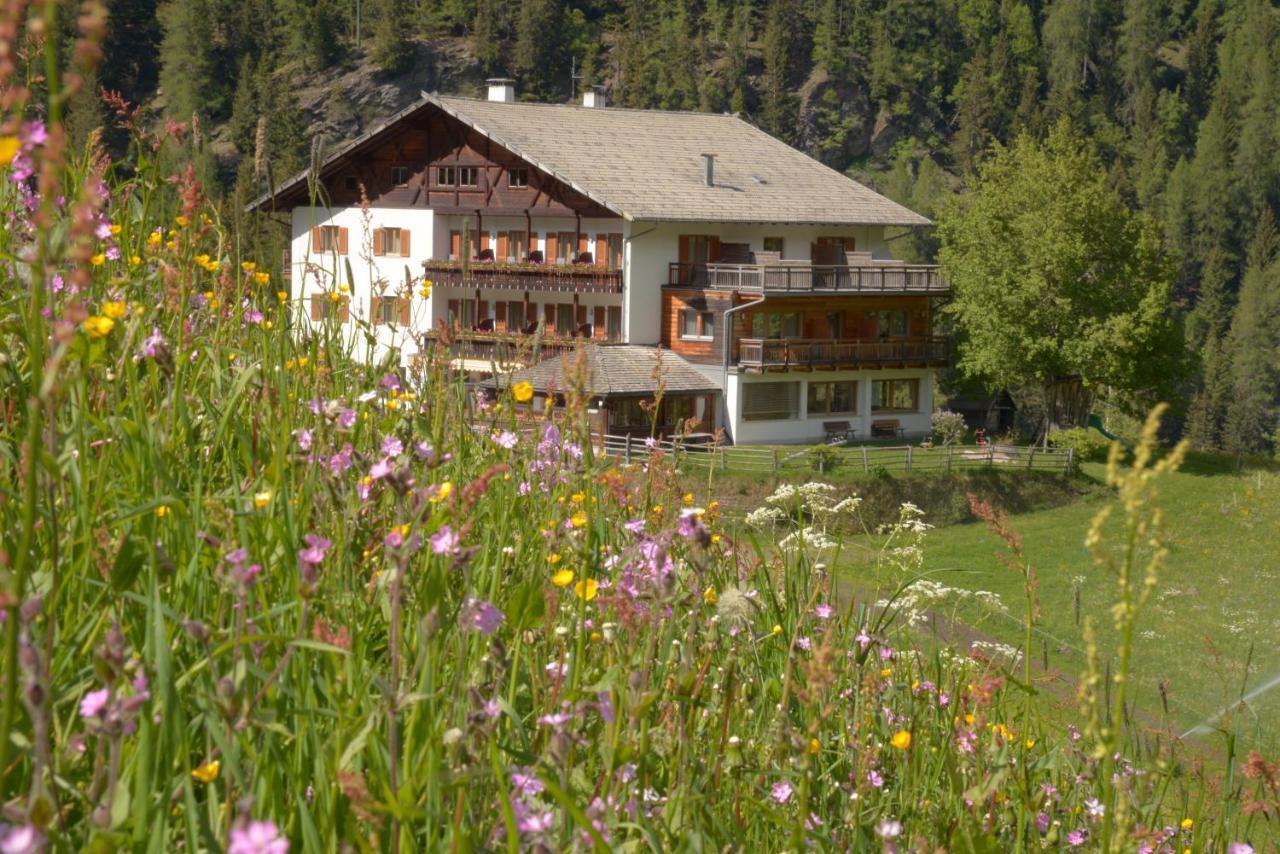Hotel Ultnerhof Santa Gertrude Екстериор снимка