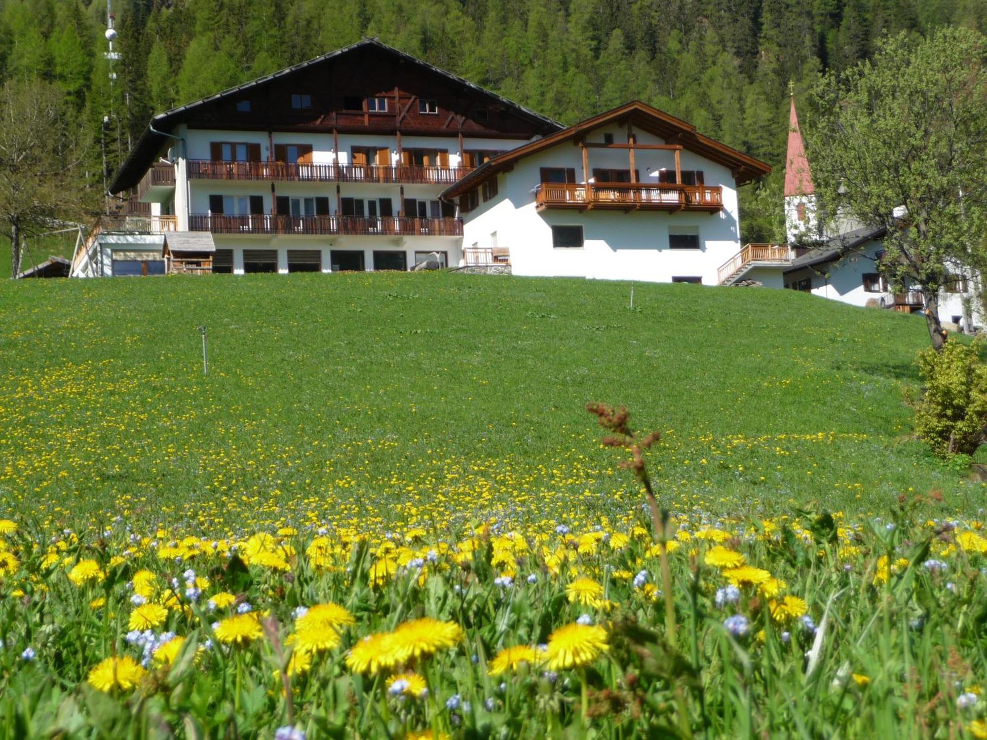 Hotel Ultnerhof Santa Gertrude Екстериор снимка