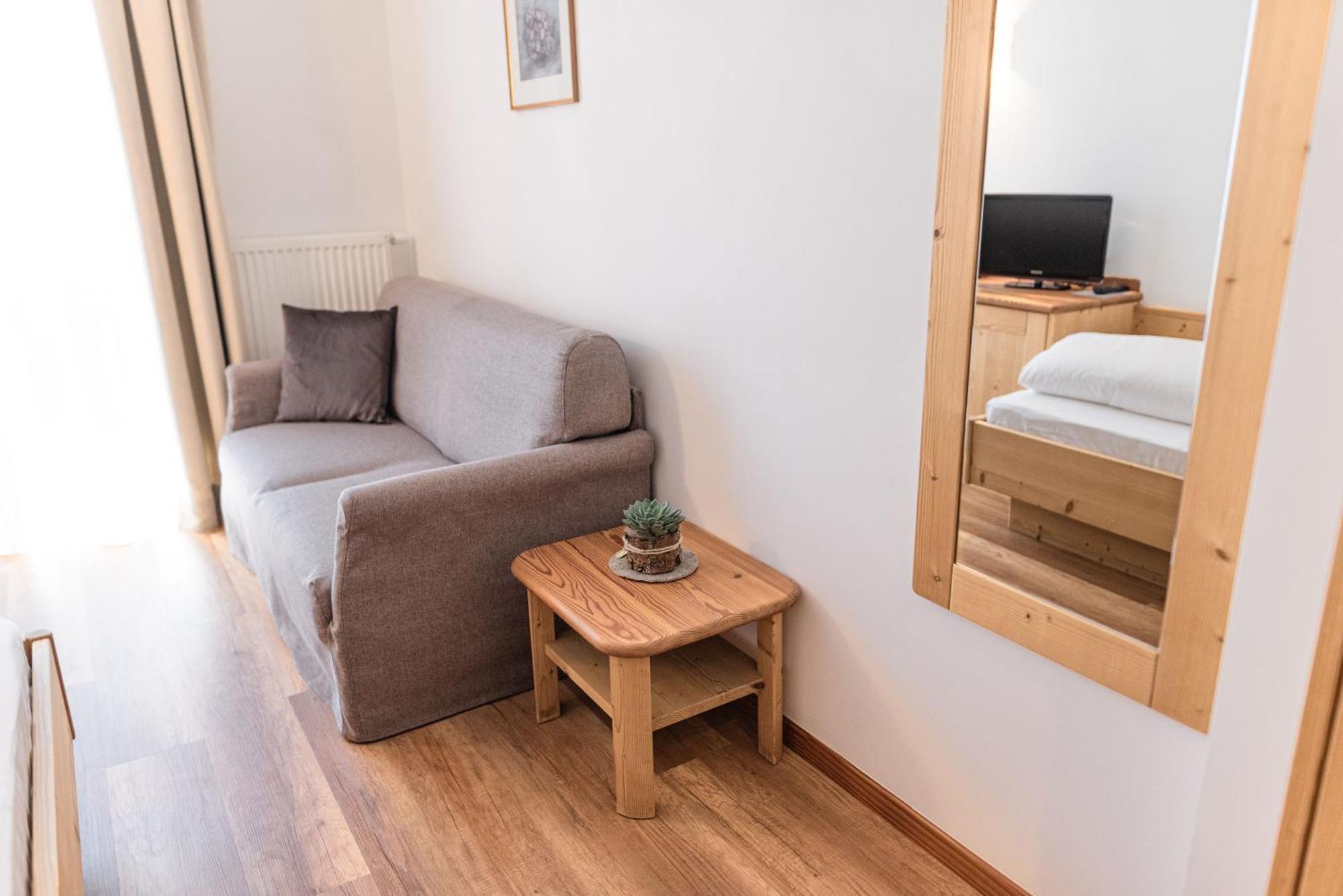 Hotel Ultnerhof Santa Gertrude Екстериор снимка