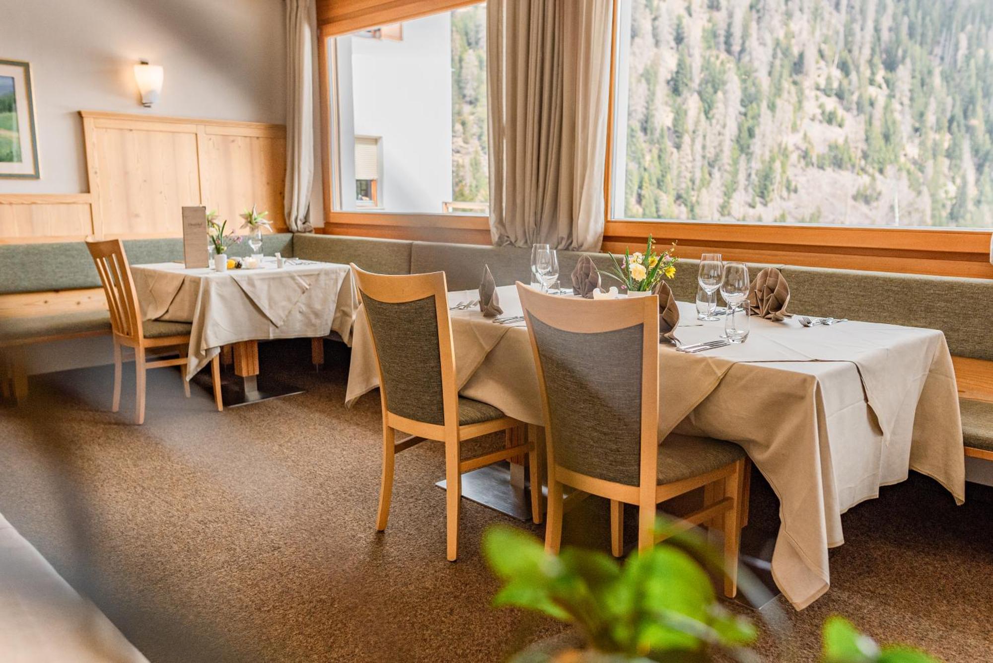Hotel Ultnerhof Santa Gertrude Екстериор снимка